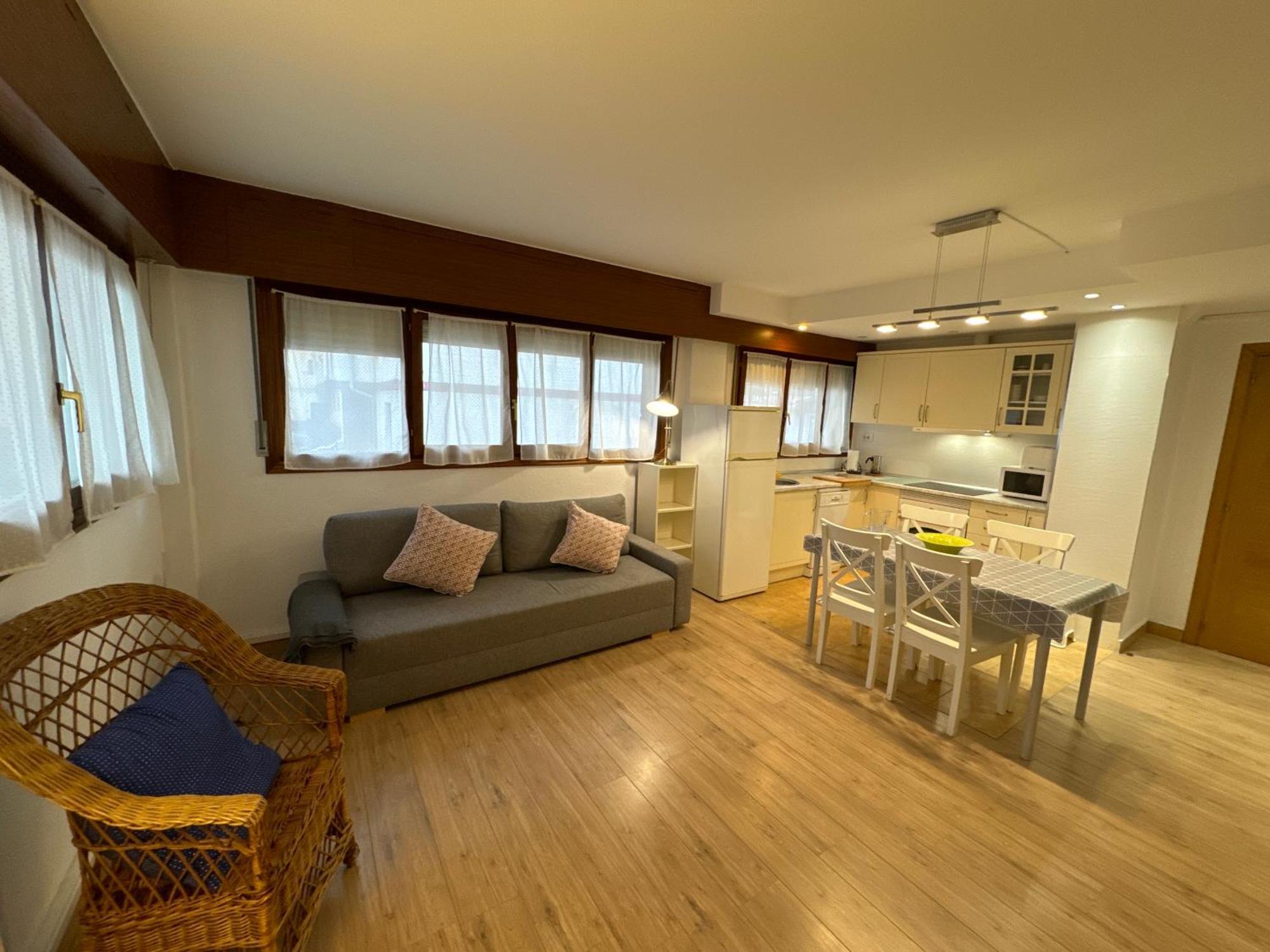 Mundaka Home